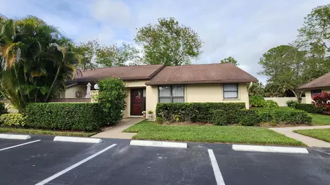 201 Star Clusters Ct, Royal Palm Beach, FL 33411