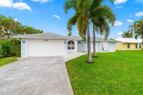 2474 SE Marius St, Port Saint Lucie, FL 34952