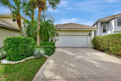 17177 Ryton Ln, Boca Raton, FL 33496