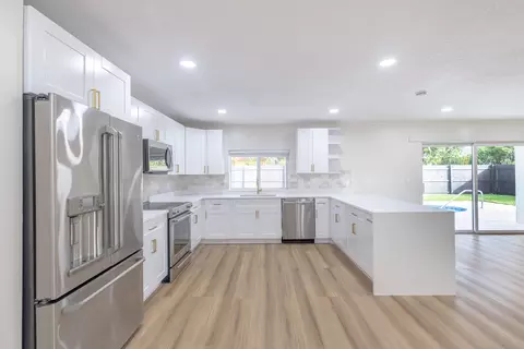 1321 SW 28th Ave, Boynton Beach, FL 33426