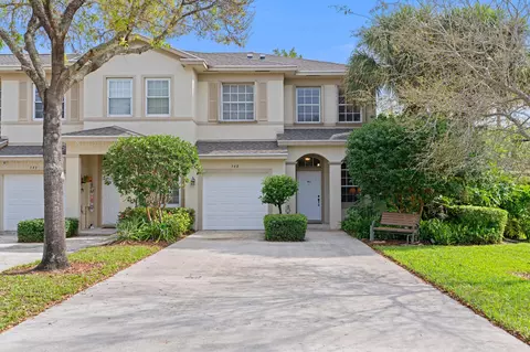 348 Spruce St, Boynton Beach, FL 33426