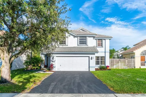 2880 NW 69th Ter, Margate, FL 33063