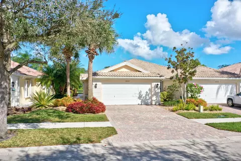 9033 SE Hawks Nest Ct, Hobe Sound, FL 33455