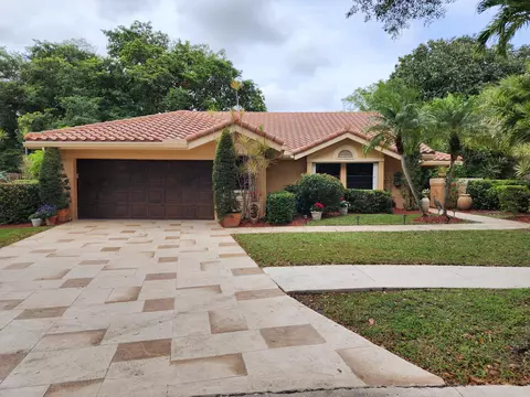 1745 Lakeshore Cir, Weston, FL 33326
