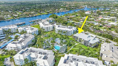 234 Bay Colony Dr, Juno Beach, FL 33408