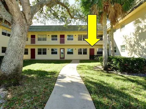 47 Vista Gardens Trl #105, Vero Beach, FL 32962