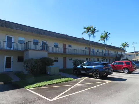790 Lori Dr #266, Palm Springs, FL 33461