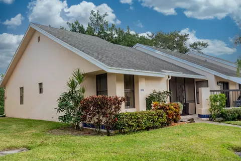 10867 Waterberry Ct, Boca Raton, FL 33498