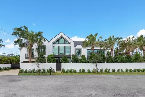 504 NE 7th Ave, Delray Beach, FL 33483