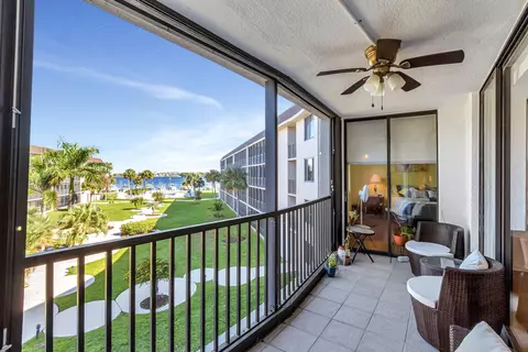 2424 N Federal Hwy #302, Boynton Beach, FL 33435