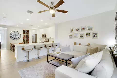 124 Powell Ln, Jupiter, FL 33458