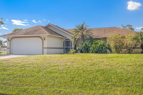 1674 SW Norman Ln, Port Saint Lucie, FL 34984