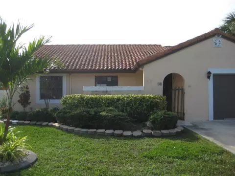 50 Columbia Ct, Deerfield Beach, FL 33442