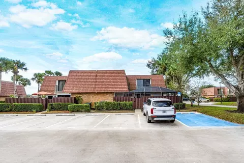 3003 SW Sunset Trace Cir, Palm City, FL 34990