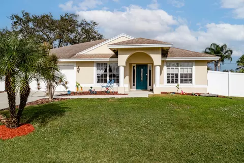 133 NE Dominican Ter, Port Saint Lucie, FL 34983