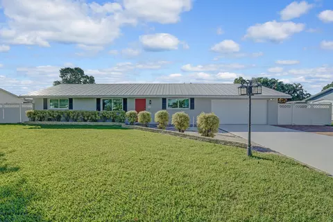 3100 Indian Trl, Lake Worth, FL 33462