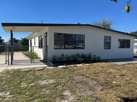 2415 Lewis Rd, West Palm Beach, FL 33415