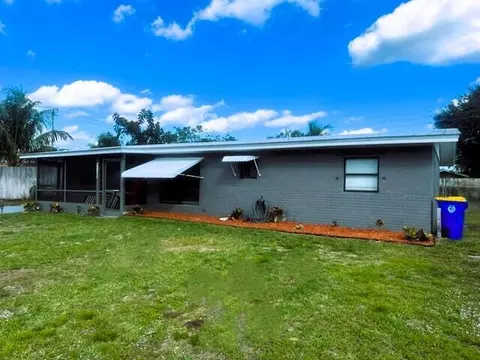 2871 NE Savannah Rd, Jensen Beach, FL 34957
