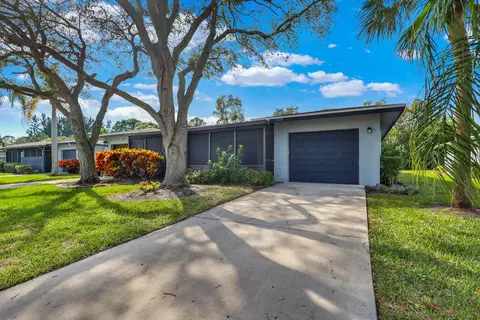 1717 W Sanderling Ln #R, Fort Pierce, FL 34982