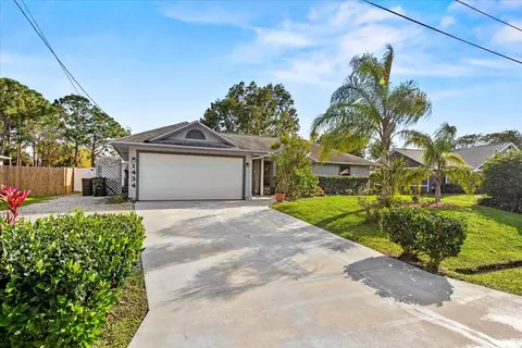 1434 SW Glastonberry Ave, Port Saint Lucie, FL 34953