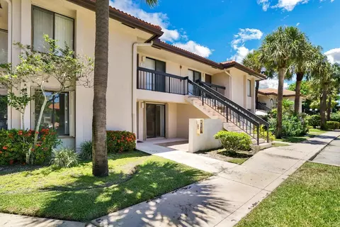 300 Club Cir #105, Boca Raton, FL 33487
