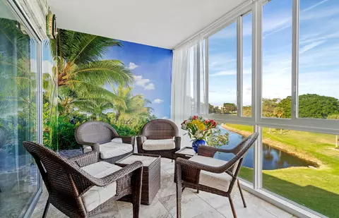 1020 Country Club Dr #409, Margate, FL 33063