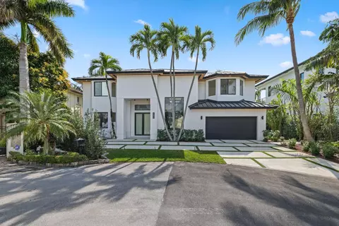 680 NE 29th Pl, Boca Raton, FL 33431