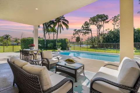 11880 Sanbourn Ct, Palm Beach Gardens, FL 33412