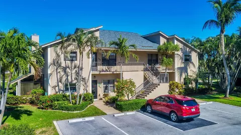 204 Clubhouse Cir, Jupiter, FL 33477