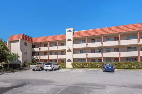7991 Sunrise Lakes Dr N #308, Sunrise, FL 33322