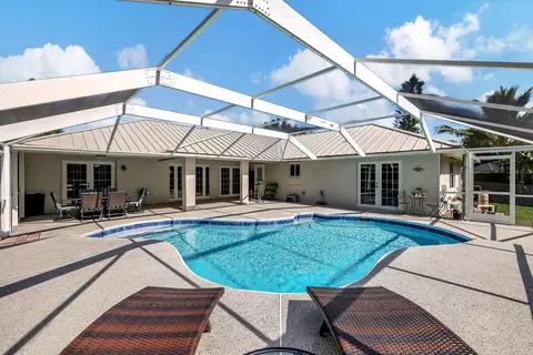 230 SE Ashley Oaks Way, Stuart, FL 34997