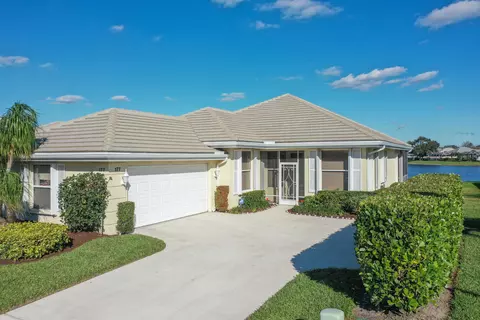 177 NW Bentley Cir, Port Saint Lucie, FL 34986