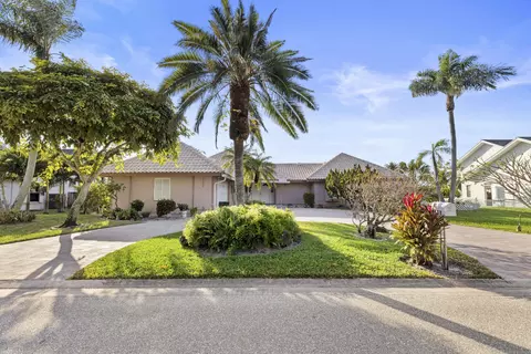 9609 Calliandra Dr, Boynton Beach, FL 33436