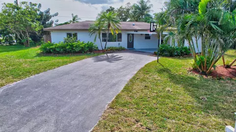 1102 SW 25th Ave, Boynton Beach, FL 33426