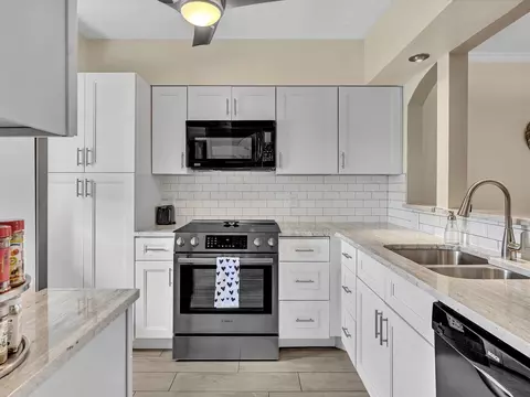 230 N Federal Hwy #201, Deerfield Beach, FL 33441