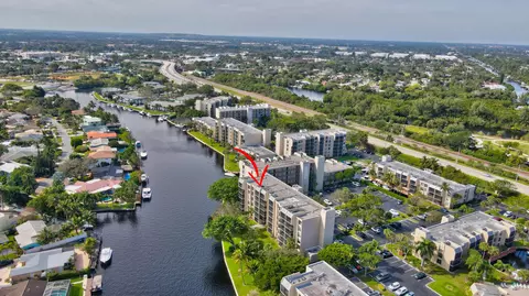 14 Royal Palm Way #605, Boca Raton, FL 33432