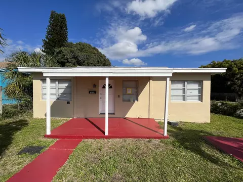 700 W 1st St, Riviera Beach, FL 33404