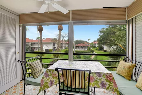 1000 NW 13 St #215A, Boca Raton, FL 33486