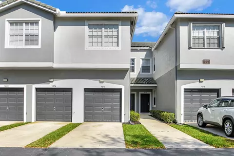 3071 Grandiflora Dr, Greenacres, FL 33467