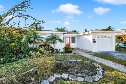 1625 N L St, Lake Worth, FL 33460