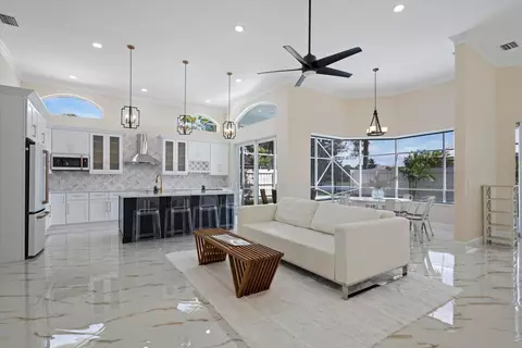 6469 Longleaf Pine Dr, Jupiter, FL 33458