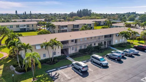 312 NE 17th Ave #101, Boynton Beach, FL 33435