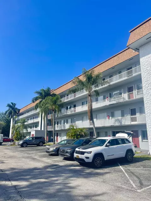 6289 Lear Dr #108, Lake Worth, FL 33462