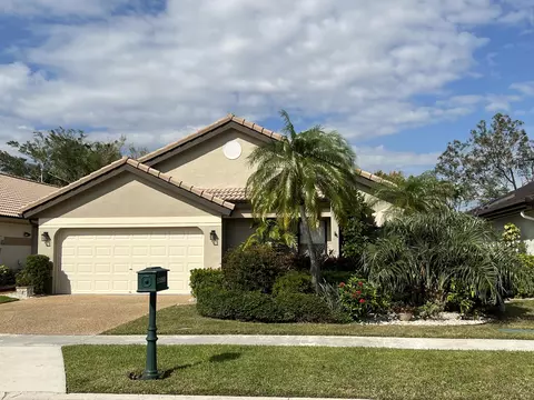 11288 Clover Leaf Cir, Boca Raton, FL 33428