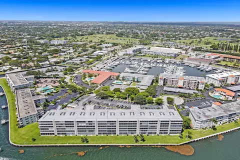 36 Yacht Club Dr #301, North Palm Beach, FL 33408