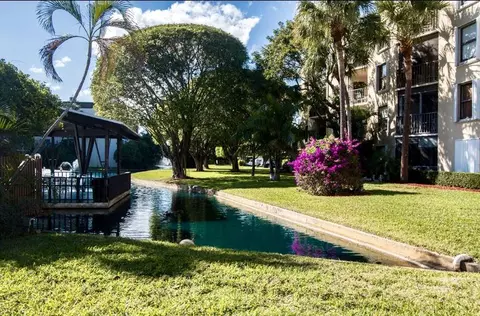 890 N Federal Hwy #210, Lantana, FL 33462