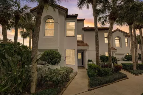 2379 Treasure Isle Dr #21, Palm Beach Gardens, FL 33410
