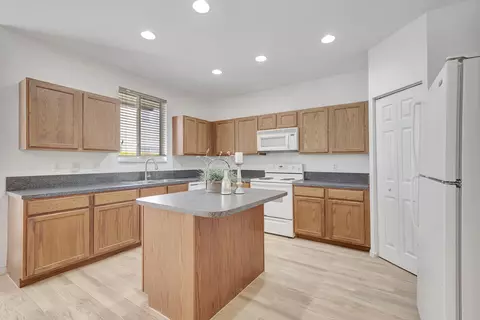 2767 S Evergreen Cir, Boynton Beach, FL 33426