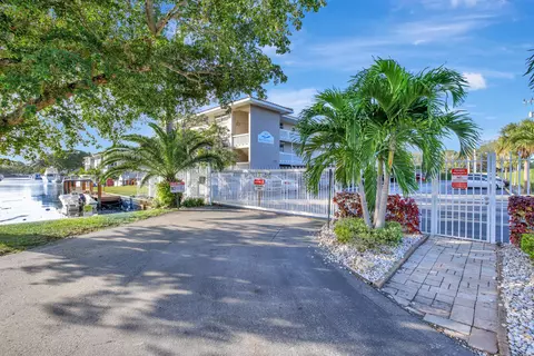 900 SW 12th St #208, Fort Lauderdale, FL 33315