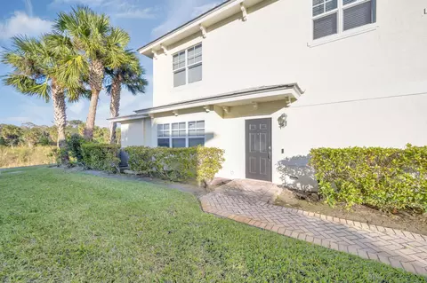 2538 Creekside Dr, Fort Pierce, FL 34981